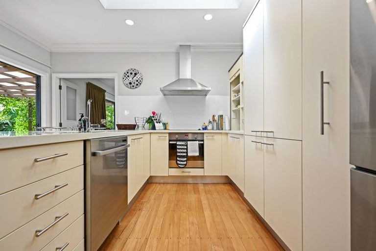 Photo of property in 46 Beerescourt Road, Beerescourt, Hamilton, 3200