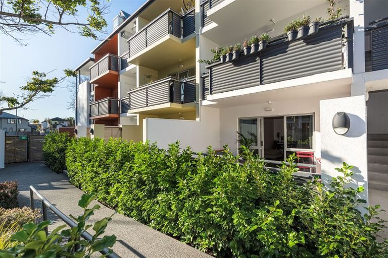 Photo of property in Amuri Park Apartments, 31/280 Bealey Avenue, Christchurch Central, Christchurch, 8013