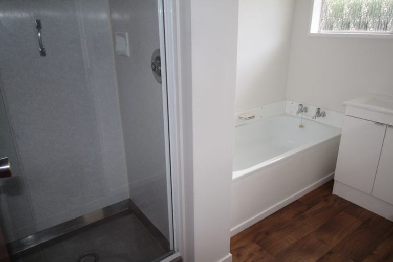 Photo of property in 127a Victoria Avenue, Hokowhitu, Palmerston North, 4410