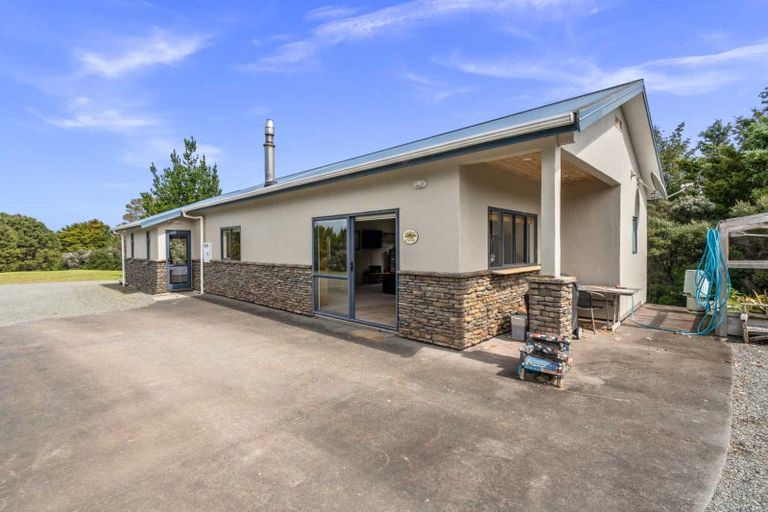 Photo of property in 1534 Ngunguru Road, Ngunguru, Whangarei, 0173