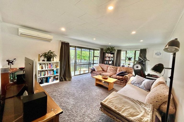 Photo of property in 8 Clement Place, Greenmeadows, Napier, 4112