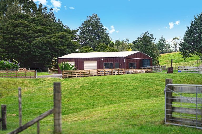 Photo of property in 309 Monowai Road, Wainui, Silverdale, 0994
