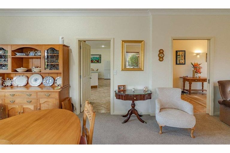 Photo of property in 28 Davis Strongman Place, Kerikeri, 0293