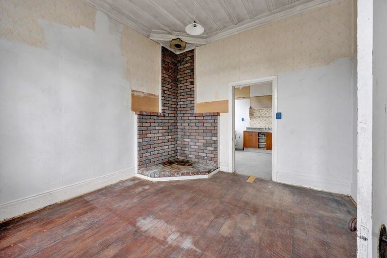 Photo of property in 15 Cornwall Street, Eltham, 4322