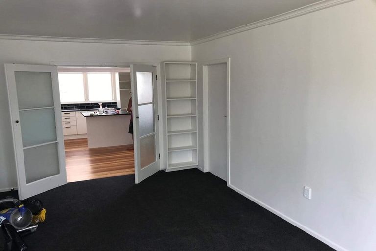 Photo of property in 2 Sheridan Street, Silverdale, Hamilton, 3216