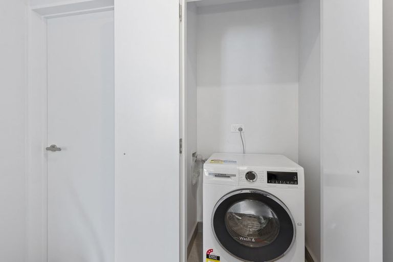 Photo of property in 3/12 New Brighton Road, Shirley, Christchurch, 8061