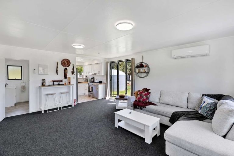 Photo of property in 3265 South Head Road, South Head, Helensville, 0874
