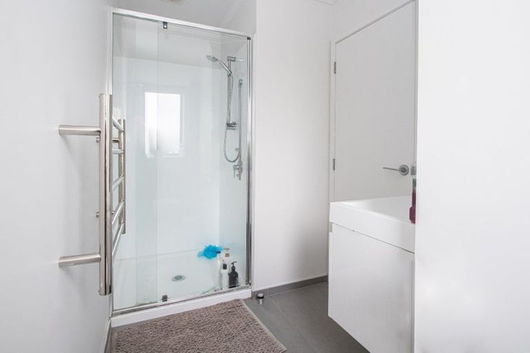 Photo of property in 2/1 Hibiscus Avenue, Hamilton Lake, Hamilton, 3204