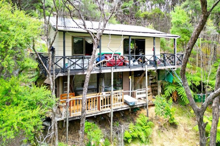 Photo of property in 48 Schoolhouse Bay Road, Kawau Island, 0920