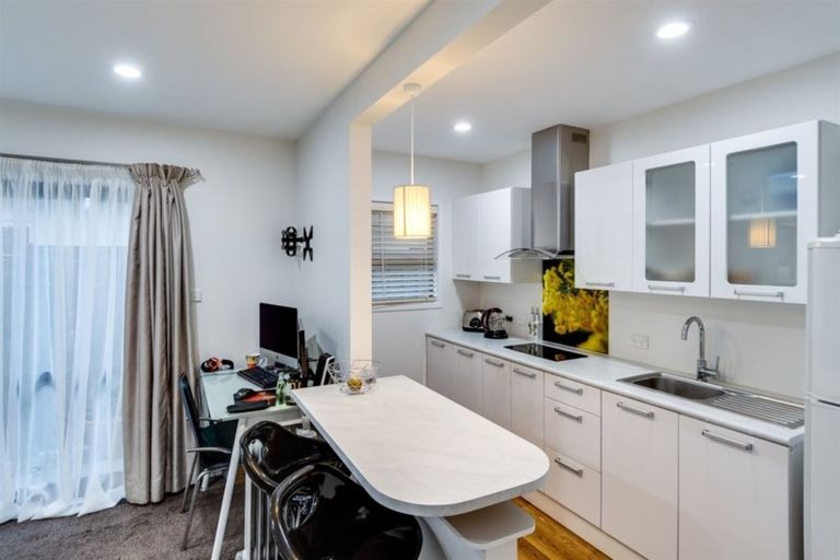 Photo of property in 12 Waitaki Way, Poraiti, Napier, 4112