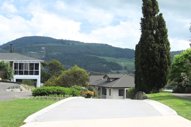 Photo of property in 8 Naera Place, Kawaha Point, Rotorua, 3010