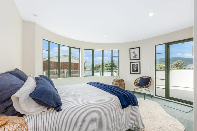 Photo of property in 69 Field Way, Waikanae Beach, Waikanae, 5036