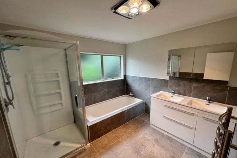 Photo of property in 105 Browning Street, Leamington, Cambridge, 3432