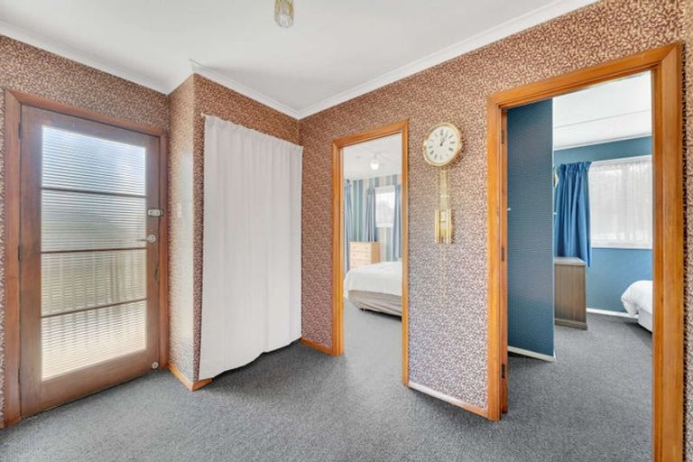 Photo of property in 24 Halsey Street, Clinton, 9534