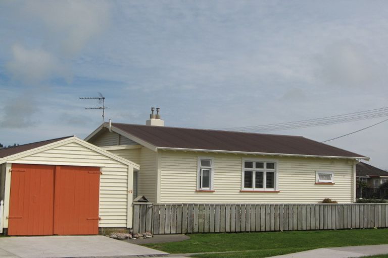 Photo of property in 47 Blake Street, Waitara, 4320