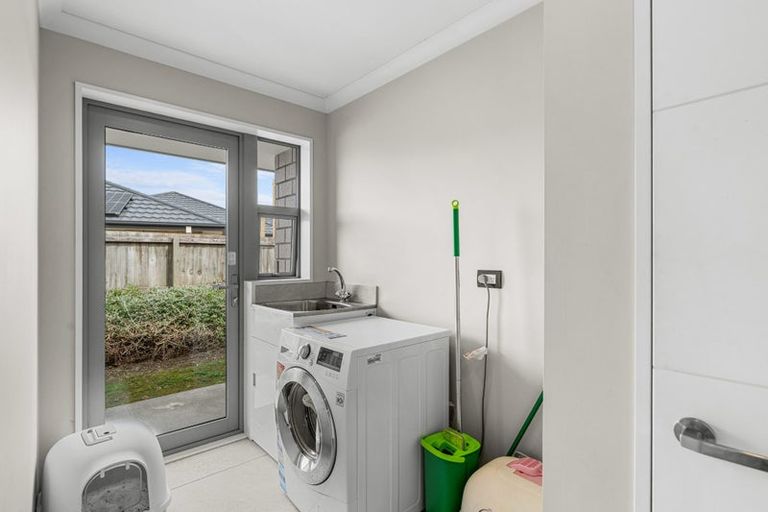 Photo of property in 8 Constance Place, Aidanfield, Christchurch, 8025