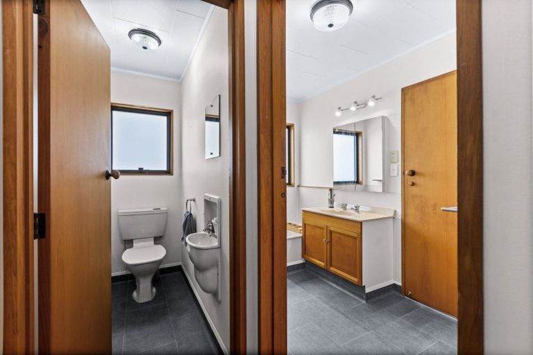 Photo of property in 1212 Louie Street, Parkvale, Hastings, 4122