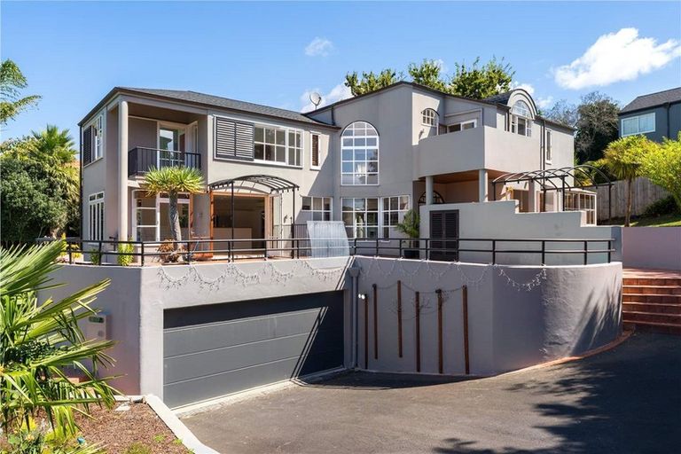 Photo of property in 60 Kohimarama Road, Kohimarama, Auckland, 1071