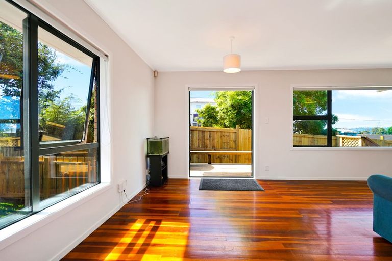 Photo of property in 78a Wharf Road, Te Atatu Peninsula, Auckland, 0610