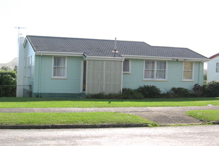 Photo of property in 26 Opapa Street, Titahi Bay, Porirua, 5022