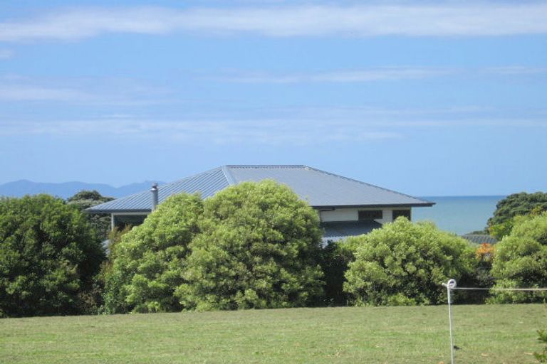 Photo of property in 72 Koutunui Road, Athenree, Katikati, 3177