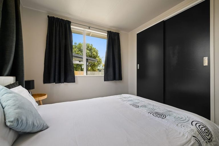 Photo of property in 9a Westerleigh Street, Bishopdale, Christchurch, 8053