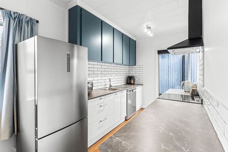 Photo of property in 394 South Road, Caversham, Dunedin, 9012