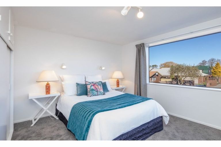 Photo of property in 28 Rubens Place, Burnside, Christchurch, 8053