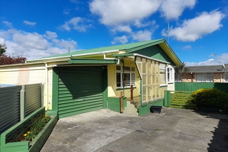 Photo of property in 4 Hereford Street, West End, Palmerston North, 4410