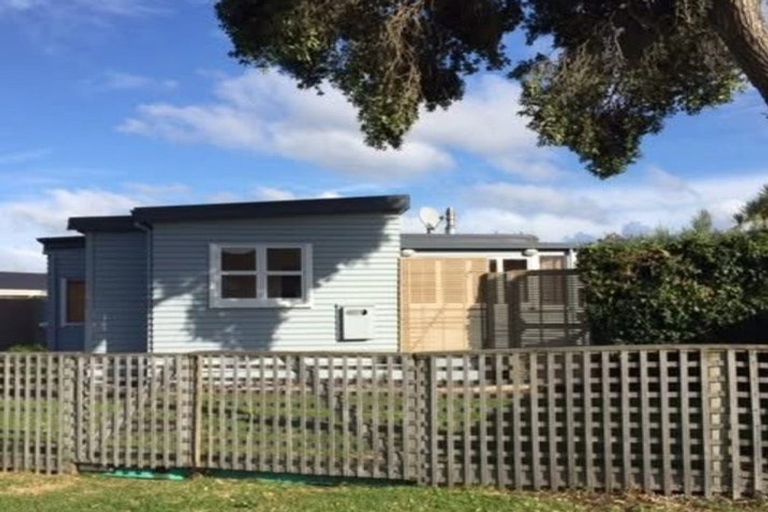 Photo of property in 214 Range Road, Papamoa Beach, Papamoa, 3118