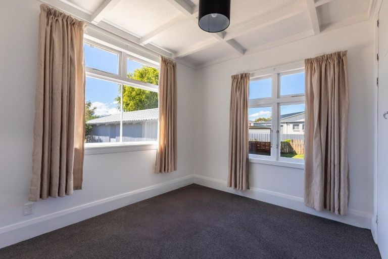 Photo of property in 4 Alexandra Street, Dannevirke, 4930