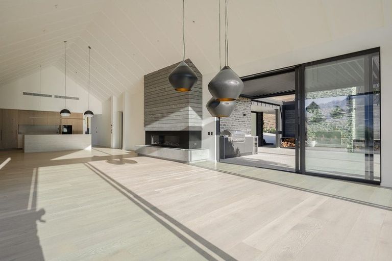 Photo of property in 207 Littles Road, Dalefield, Queenstown, 9371