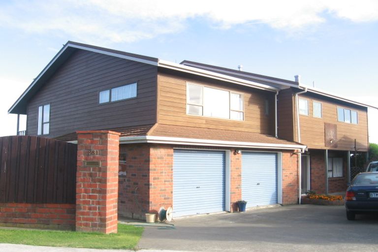 Photo of property in 23 Kinloch Place, Papakowhai, Porirua, 5024