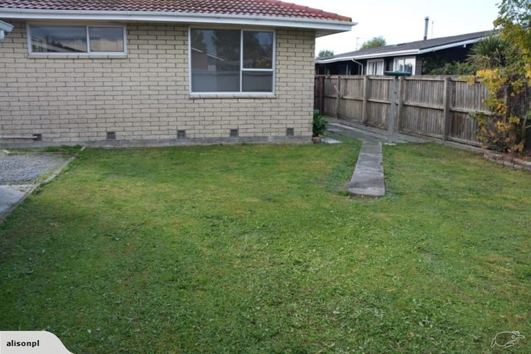 Photo of property in 6 Banks Place, Rangiora, 7400