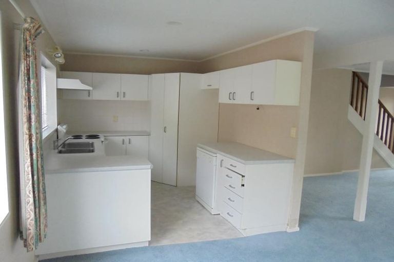 Photo of property in 5/141 Mokoia Road, Birkenhead, Auckland, 0626