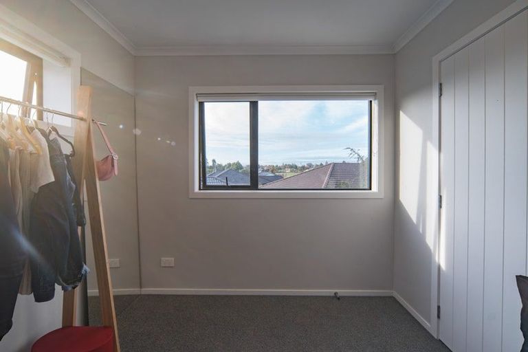 Photo of property in 12 Emmadale Lane, Hamilton East, Hamilton, 3216