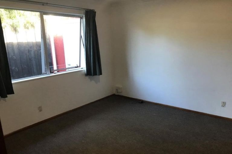 Photo of property in 47 Wairau Road, Oakura, 4314