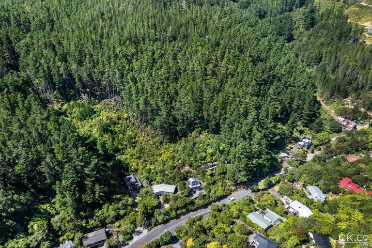 Photo of property in 159 Pinehaven Road, Pinehaven, Upper Hutt, 5019