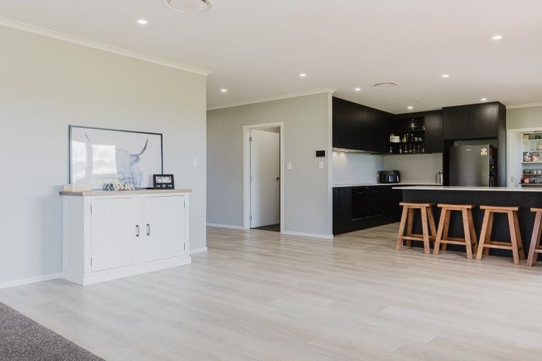 Photo of property in 23a Edward Street