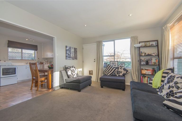Photo of property in 2/22 Apollo Place, Papanui, Christchurch, 8052