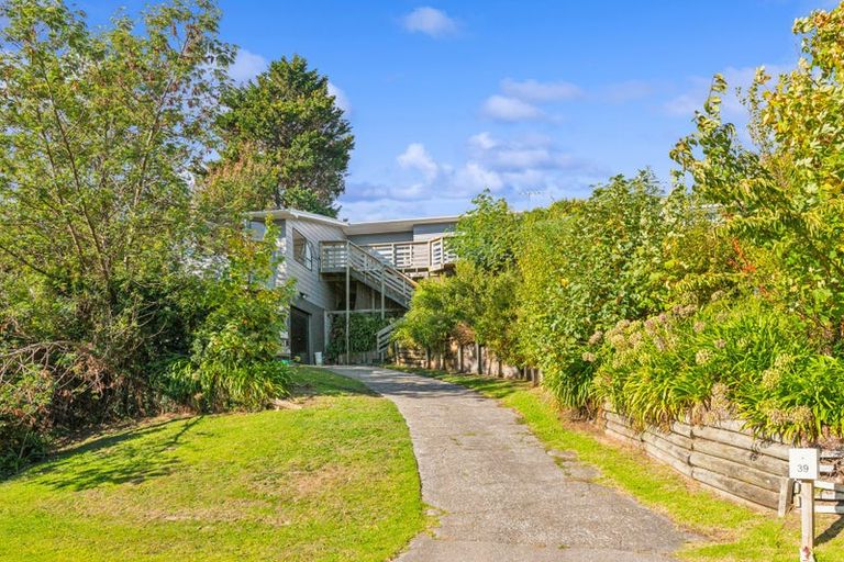 Photo of property in 39 Tennis Court Road, Raumati South, Paraparaumu, 5032