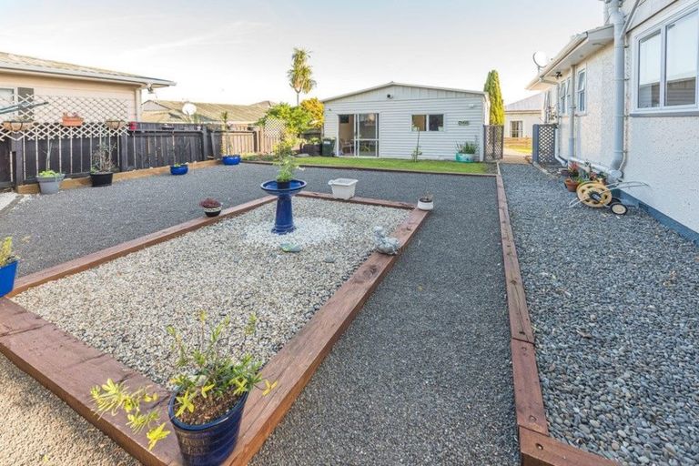Photo of property in 28 Miro Street, Castlecliff, Whanganui, 4501