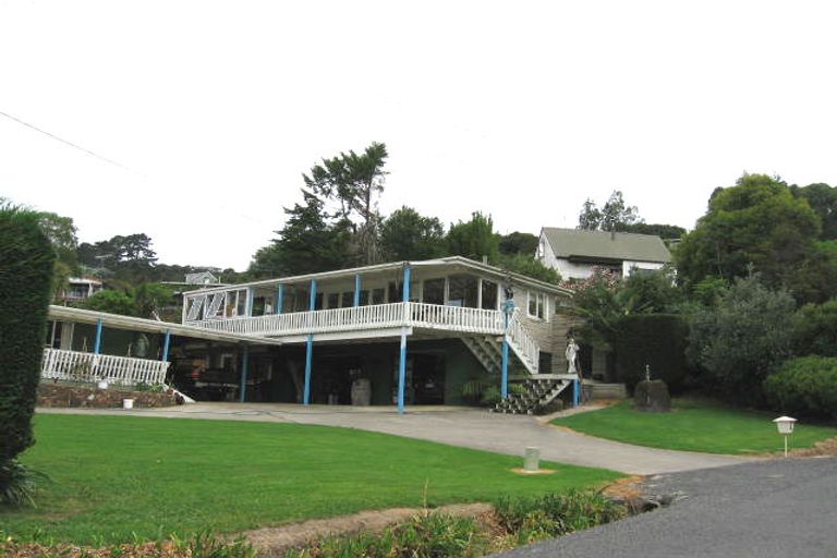 Photo of property in 23 Eden Terrace, Onetangi, Waiheke Island, 1081