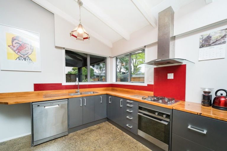 Photo of property in 56 Te Awe Awe Street, Hokowhitu, Palmerston North, 4410