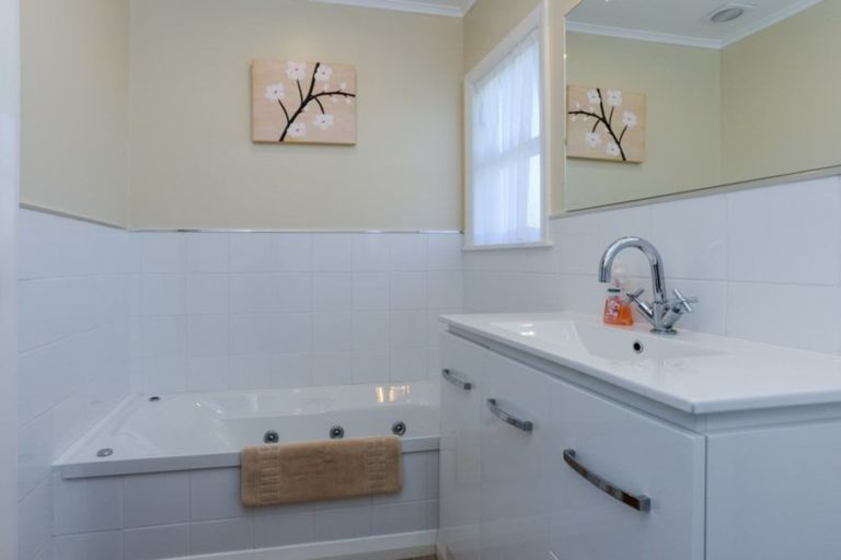 Photo of property in 603 Park Road North, Parkvale, Hastings, 4122