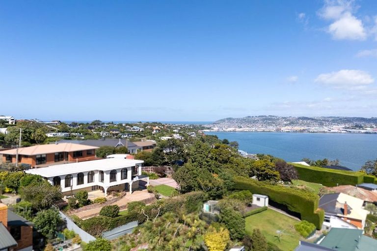 Photo of property in 12 Shandon Road, Vauxhall, Dunedin, 9013