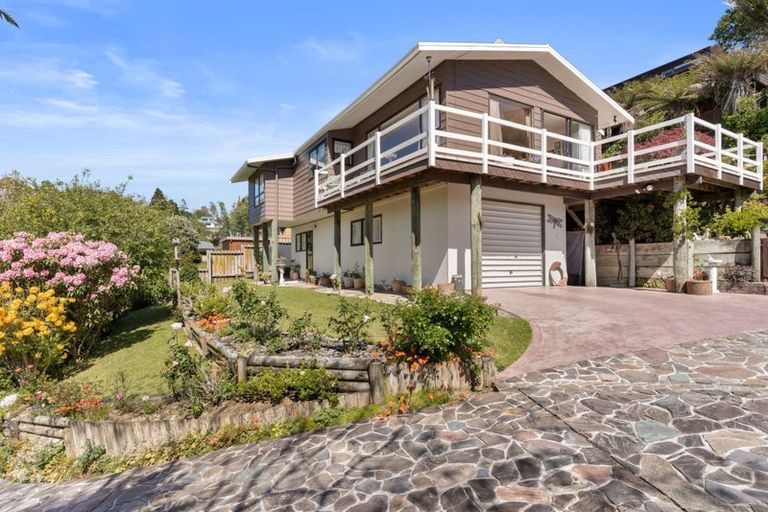 Photo of property in 132 Isabel Street, Whangamata, 3620