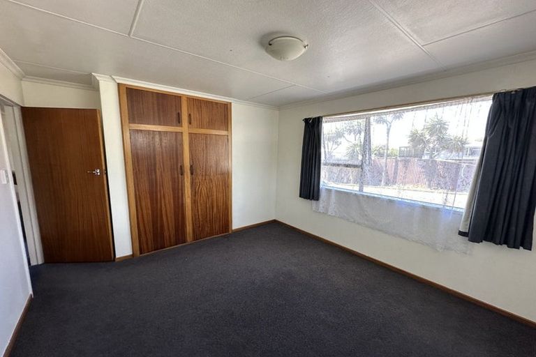 Photo of property in 15 Blackwater Street, Bluff, 9814