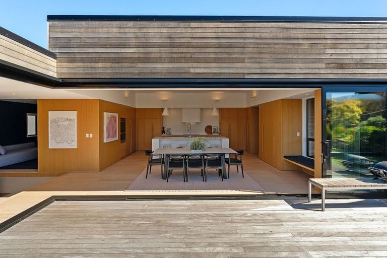 Photo of property in 3 Homewood Avenue, Karori, Wellington, 6012