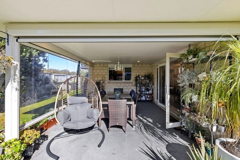 Photo of property in 11 Norfolk Drive, Cambridge, 3434